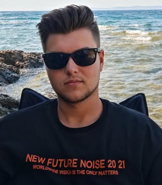 Gelibolu’da Otomobil Takla Attı: 23 Yaşındaki Emre Hayatını Kaybetti