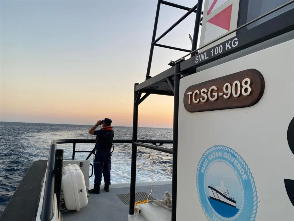 Çanakkale Haber: Bozcaada’da Denize Giren Uğur Savaş İçin Arama Sürüyor