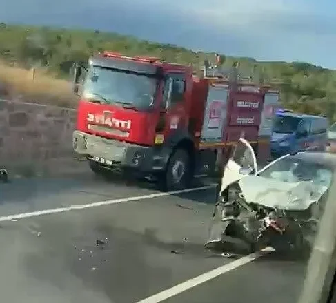 Bayramiç-Çan Yolunda Feci Kaza: 1 Kişi Hayatını Kaybetti, 2 Kişi Yaralandı görseli