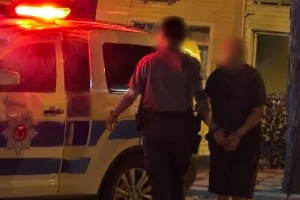 Gelibolu’da Otel Odasına Polis Müdahalesi: Bir Şüpheli Gözaltına Alındı