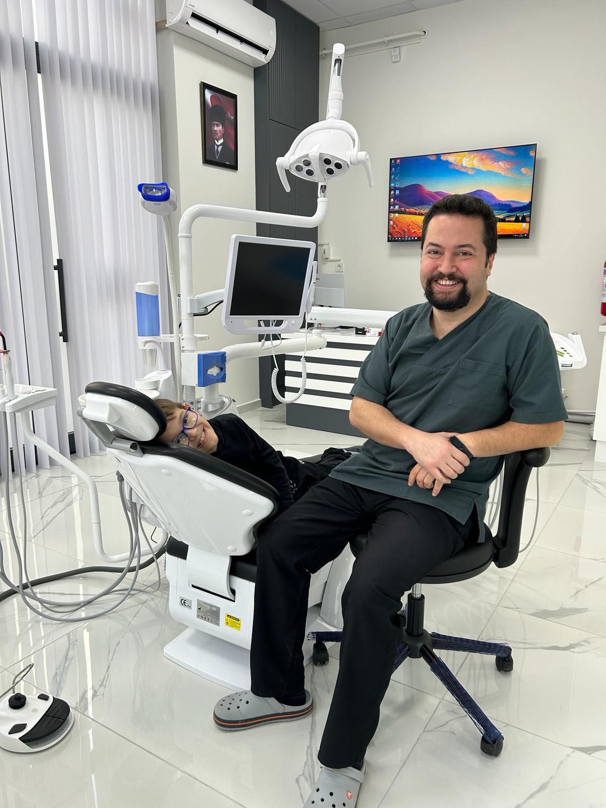 Özgün Yücel Güneş Diş Kliniği